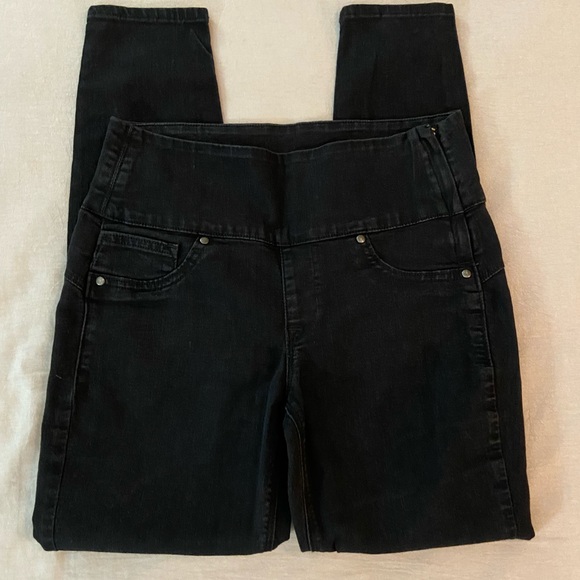 Spanx by Sarah Blakely Jeans - Picture 6 of 9